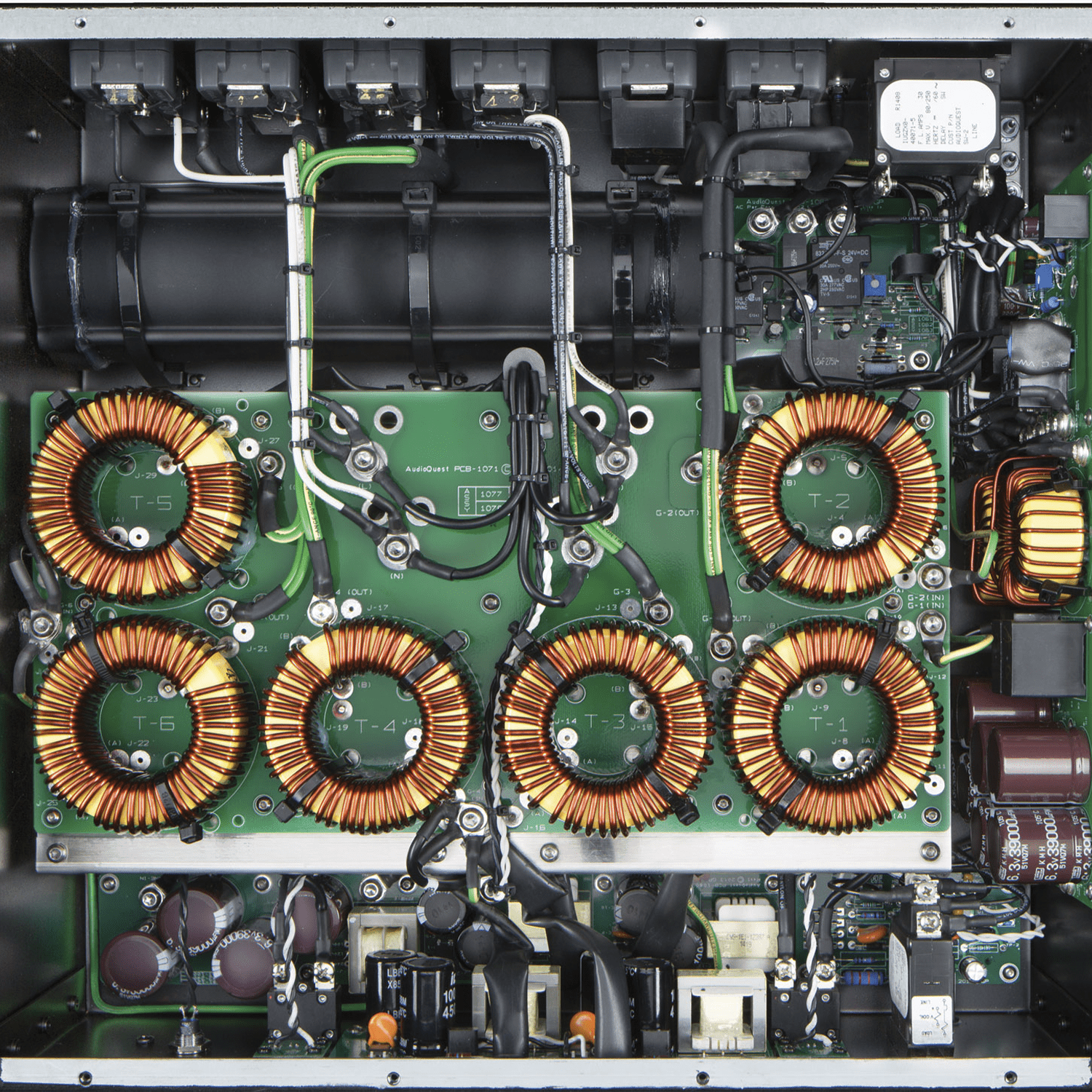niagara-7000-power-conditioner-niagara7000usa-618095.png AudioQuest Niagara 7000 12孔電源淨化處理器